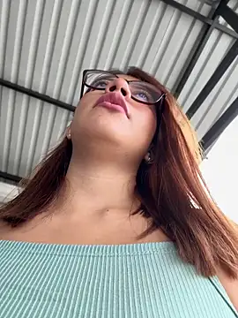 sara calderon online show from 11, 4, 2026