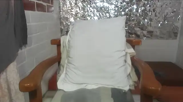 rose-crystal online show from 6, 10, 2025