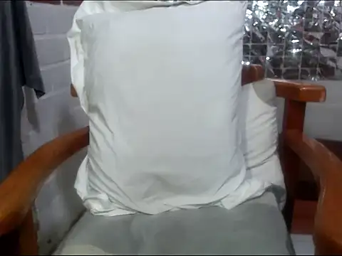 rose-crystal online show from 24, 10, 2025