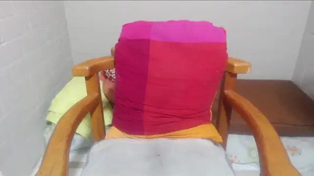 rose-crystal online show from 15, 3, 2026