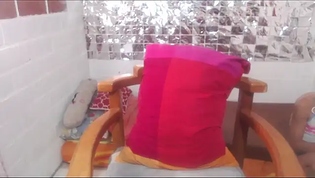 rose-crystal online show from 22, 2, 2026