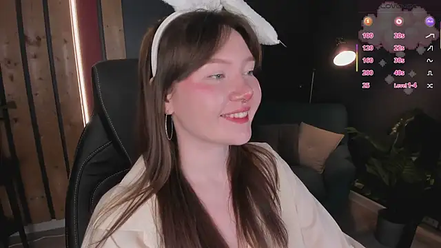 Ash Hasmy online show from 3, 4, 2026