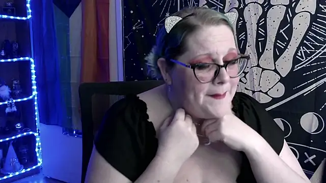 Kinky Witch online show from 9, 1, 2026