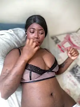 Alexia 24 online show from 22, 11, 2025