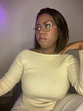 Snapshot of Alexia_24 chatting on 20, 6, 2026 Alexia 24 online show from 20, 6, 2026