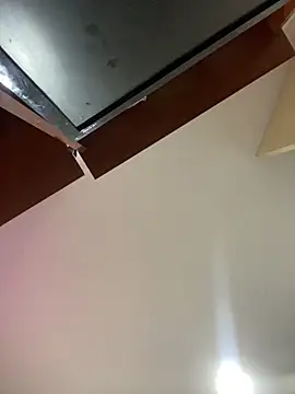 Alexia 24 online show from 7, 4, 2026