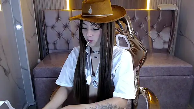 madelen b online show from 26, 10, 2025