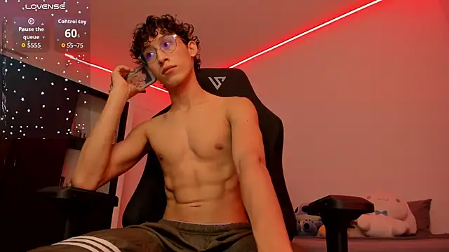 velvet skyn online show from 23, 9, 2025