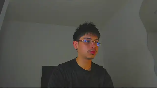 Maximo Miller online show from 2, 11, 2025