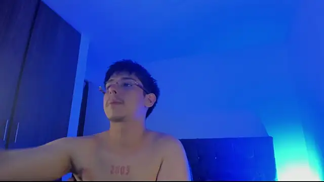 Maximo Miller online show from 2, 10, 2025