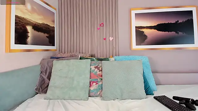 Hailey-Fox online show from 17, 1, 2026