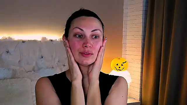 MonikaBelachi online show from 30, 10, 2025