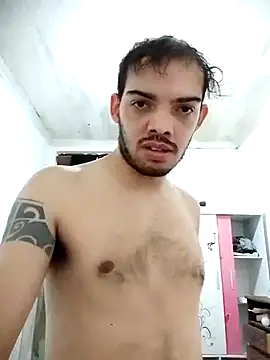 Snapshot of GuilhermeYuree chatting on 5, 6, 2026 GuilhermeYuree online show from 5, 6, 2026