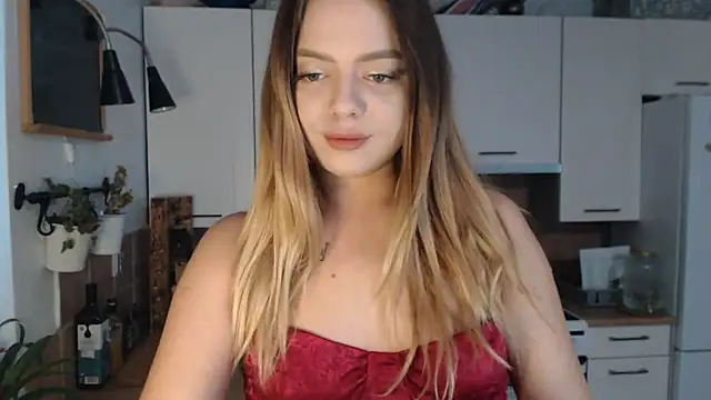 Snapshot of BuffyxLUST chatting on 27, 11, 2025 BuffyxLUST online show from 27, 11, 2025