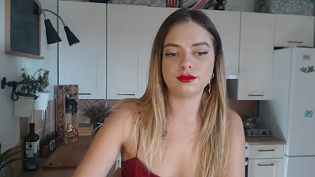 Snapshot of BuffyxLUST chatting on 4, 11, 2025 BuffyxLUST online show from 4, 11, 2025