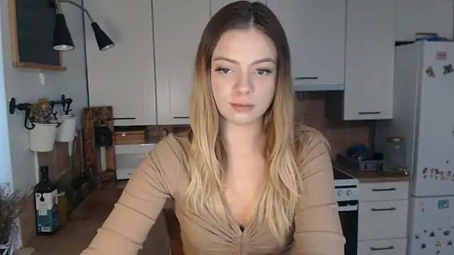 Snapshot of BuffyxLUST chatting on 30, 9, 2025 BuffyxLUST online show from 30, 9, 2025