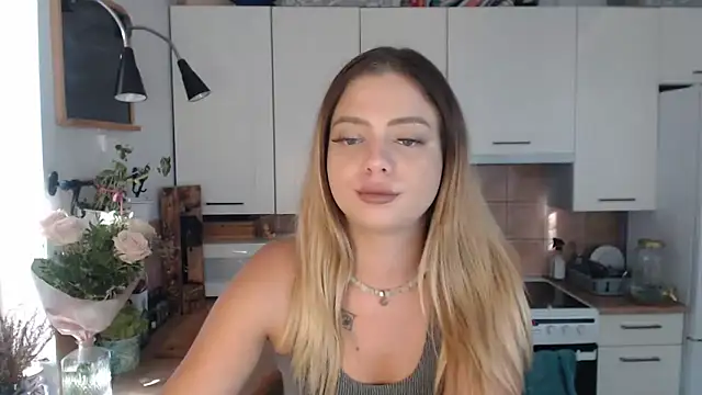 Snapshot of BuffyxLUST chatting on 10, 9, 2025 BuffyxLUST online show from 10, 9, 2025