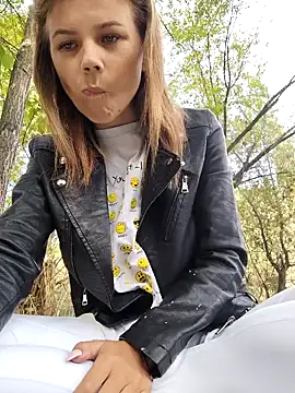 YOURLIKAA online show from 22, 9, 2025