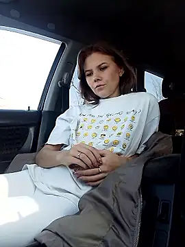 YOURLIKAA online show from 10, 1, 2026