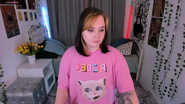 lunaalli online show from 14, 11, 2025