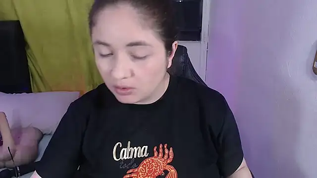 Snapshot of KrystalAdams chatting on 12, 6, 2026 KrystalAdams online show from 12, 6, 2026