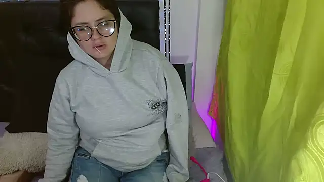 KrystalAdams online show from 13, 10, 2025