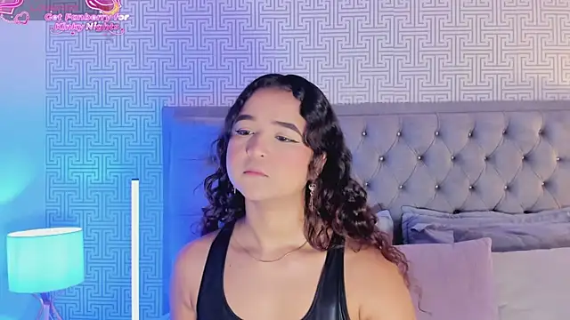 Evaa Lunna  online show from 20, 12, 2025