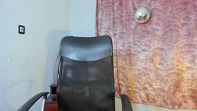 Pamela Squirtt online show from 10, 1, 2026