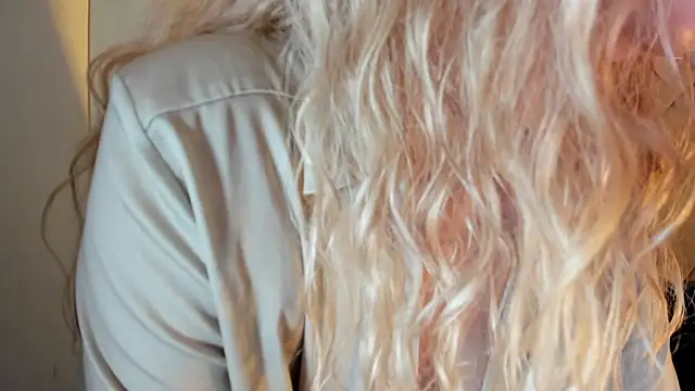 Pamela Squirtt online show from 10, 10, 2025