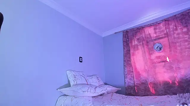 Pamela Squirtt online show from 1, 12, 2025