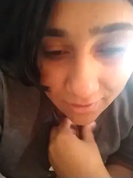 Snapshot of srtsara chatting on 5, 5, 2026 srtsara online show from 5, 5, 2026