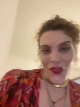 Snapshot of refem9 chatting on 13, 7, 2026 refem9 online show from 13, 7, 2026