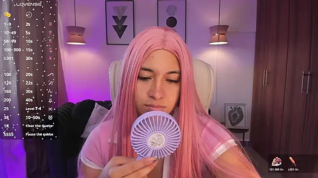 DANDARA THOM online show from 15, 11, 2025