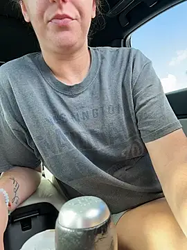 sweetsirenn online show from 2, 12, 2025