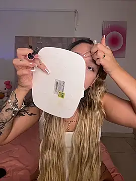 Becca Johnson u online show from 12, 11, 2025