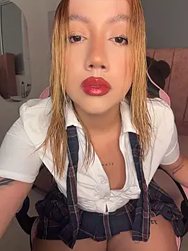 Snapshot of Becca_Johnson_u chatting on 16, 7, 2026 Becca Johnson u online show from 16, 7, 2026