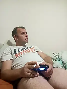 Snapshot of saladinbakiz chatting on 27, 10, 2025 saladinbakiz online show from 27, 10, 2025