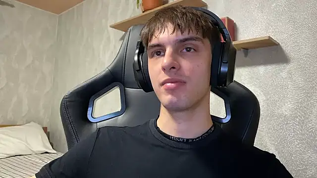 Snapshot of elliot_scott chatting on 29, 9, 2025 elliot scott online show from 29, 9, 2025