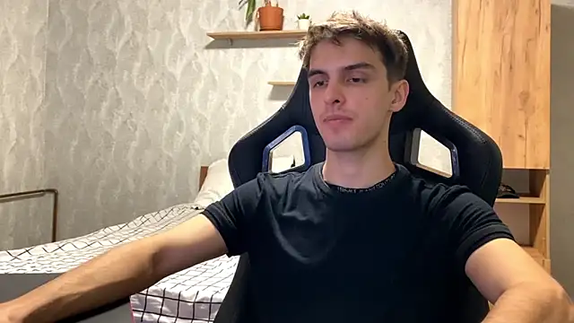 Snapshot of elliot_scott chatting on 23, 9, 2025 elliot scott online show from 23, 9, 2025