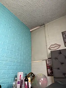 SALOME KORLAND online show from 5, 2, 2026