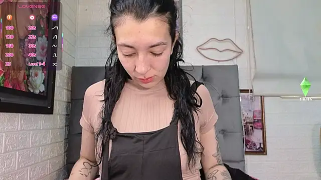 SALOME KORLAND online show from 6, 10, 2025