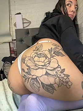 SALOME KORLAND online show from 15, 11, 2025