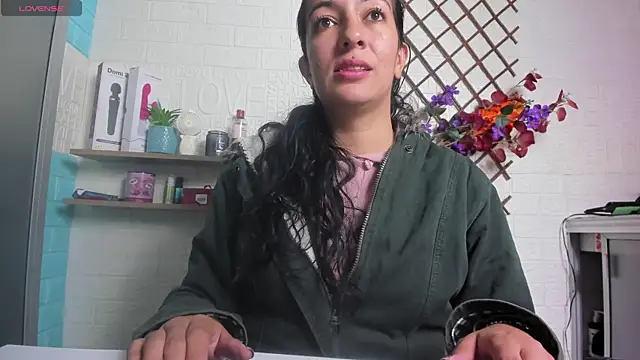 SALOME KORLAND online show from 17, 7, 2026