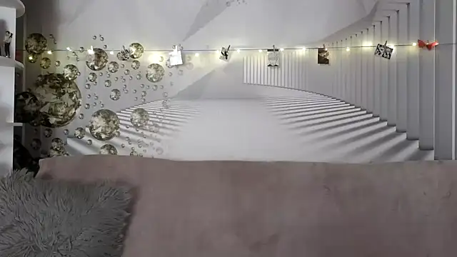 EvoletteLouLou online show from 18, 11, 2025