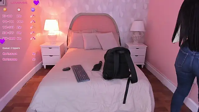 isabella milf  online show from 14, 4, 2026