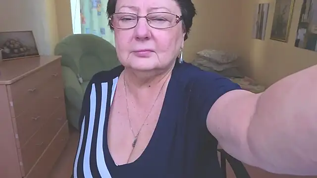 Snapshot of Margo_Moll chatting on 15, 12, 2025 Margo Moll online show from 15, 12, 2025