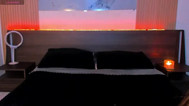 Snapshot of samanthaa_moon chatting on 27, 6, 2026 samanthaa moon online show from 27, 6, 2026