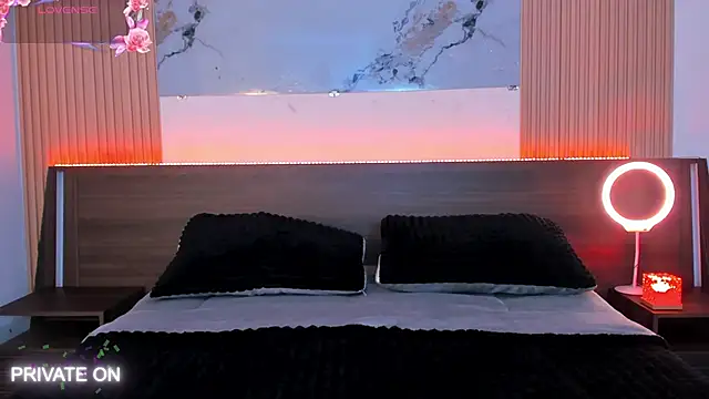 samanthaa moon online show from 10, 3, 2026