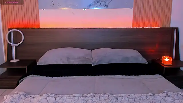 Snapshot of samanthaa_moon chatting on 24, 6, 2026 samanthaa moon online show from 24, 6, 2026