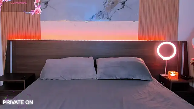 samanthaa moon online show from 20, 2, 2026